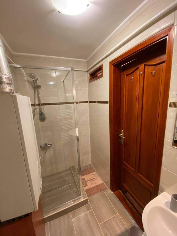 Hellasz Apartman Gyula Extérieur photo