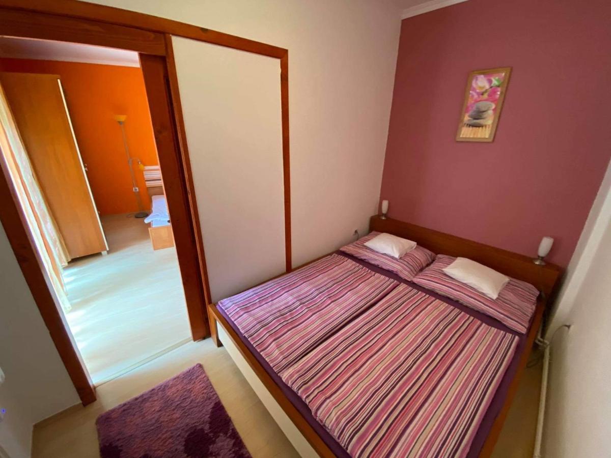 Hellasz Apartman Gyula Extérieur photo