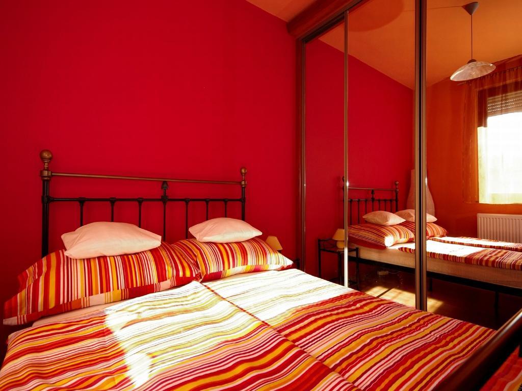Hellasz Apartman Gyula Extérieur photo
